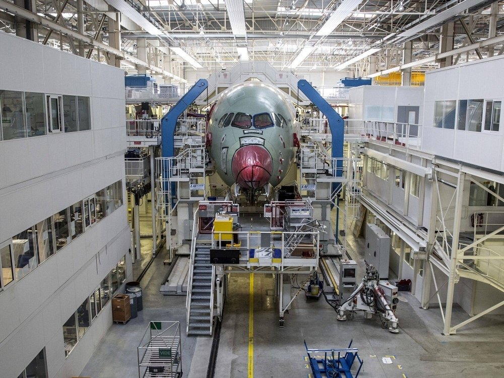 , Aircraft Parts Store